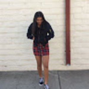 Meet your Posher, Alejandra